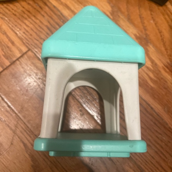 Little Tikes Dollhouse Farmhouse Stable Barn Cupola Replacement Part - Picture 2 of 6